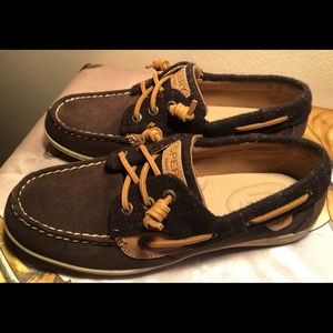 Sperry Top-Sider Women’s Songfish Suede Boat Shoe